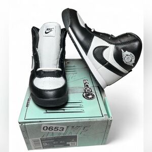 Baby Jordan 1 Retro High '85 OG Black/White - Brand New